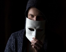 Время отдыха – не повод расслабляться и доверять незнакомцам