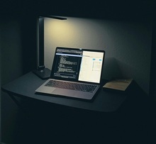 Под вымышленными именами размещал в Интернете информацию о продаже товара, получал предоплату, но обязательства не выполнял