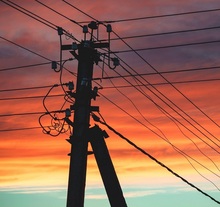 Ущерб, причиненный собственнику дома в результате падения опор ЛЭП, должен быть возмещен в полном объеме