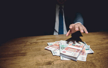 Якобы продана квартира в 1994 году. И вновь подделка документов